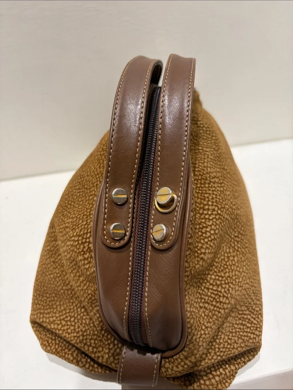 Borbonese Redwall vintage dome